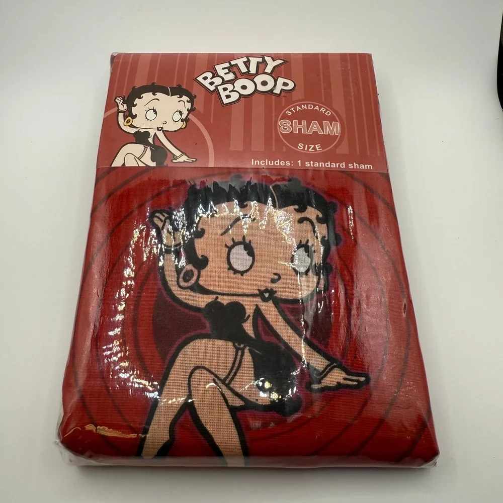 Betty Boop Standard Pillow Sham Red‎ Cartoon Character 2005 King Features